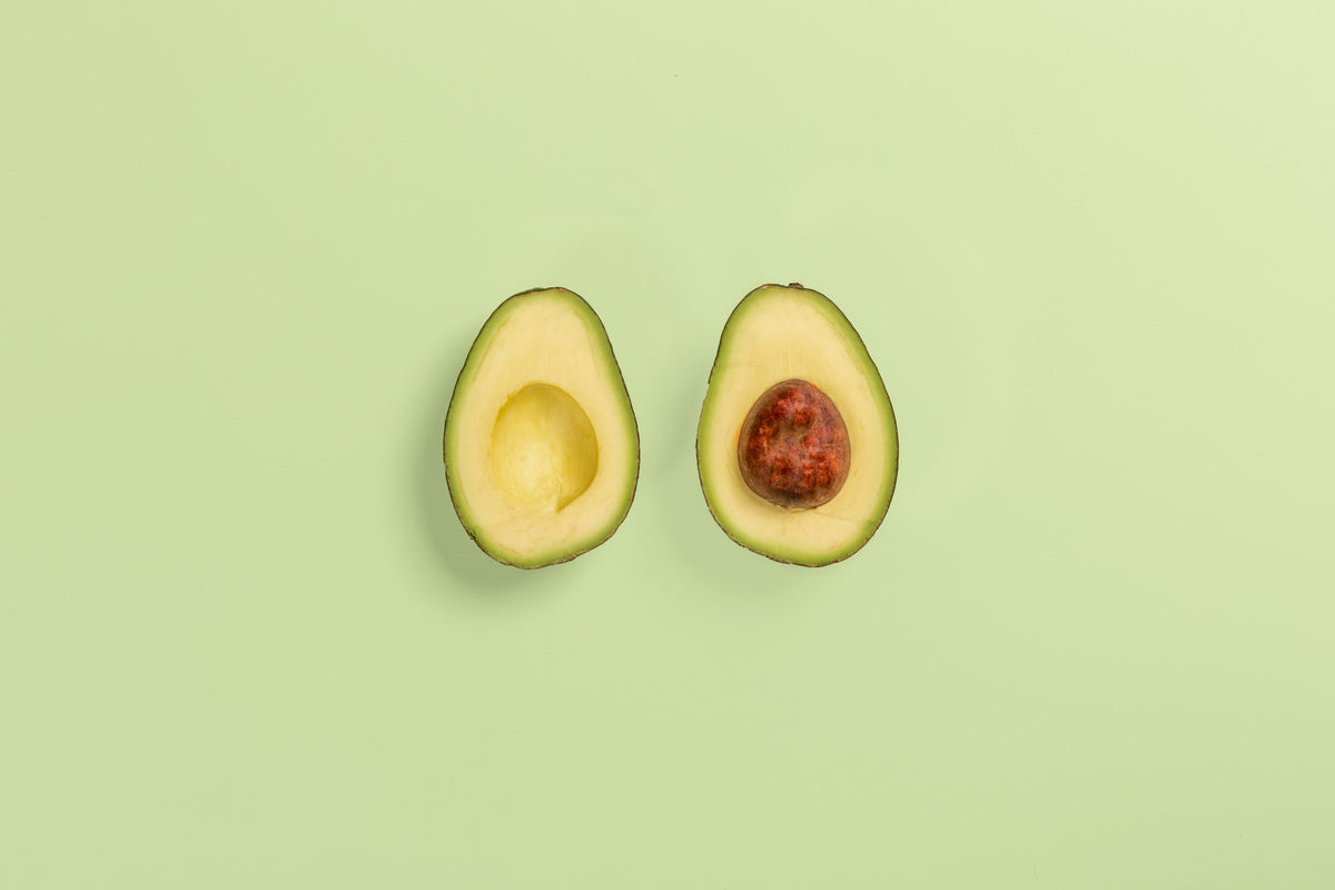 Aufgeschnittene Avocado von innen